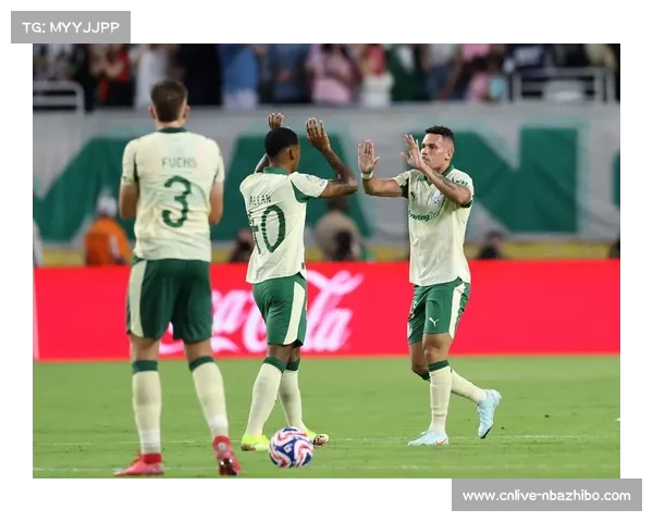 帕尔梅拉斯史诗级逆转基多大学体育,展现强大韧性